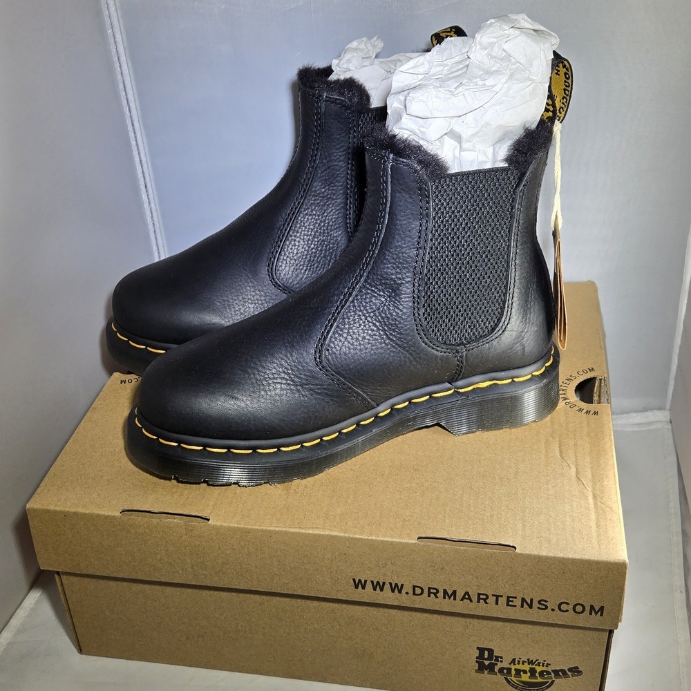 Doc Martens Ambassador Fur Lined Black Leather Boots Mens Size 4 Womens Sz 5 New